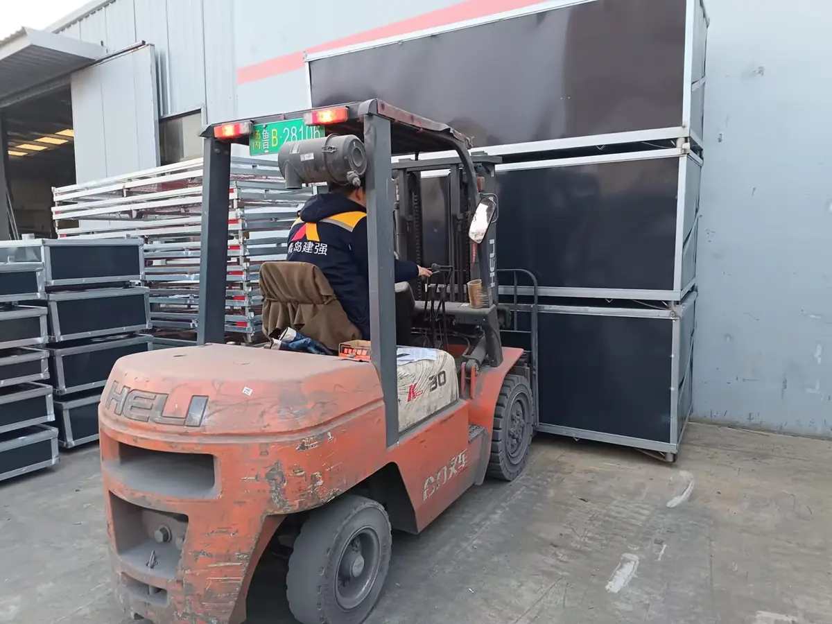forklift for loading.webp