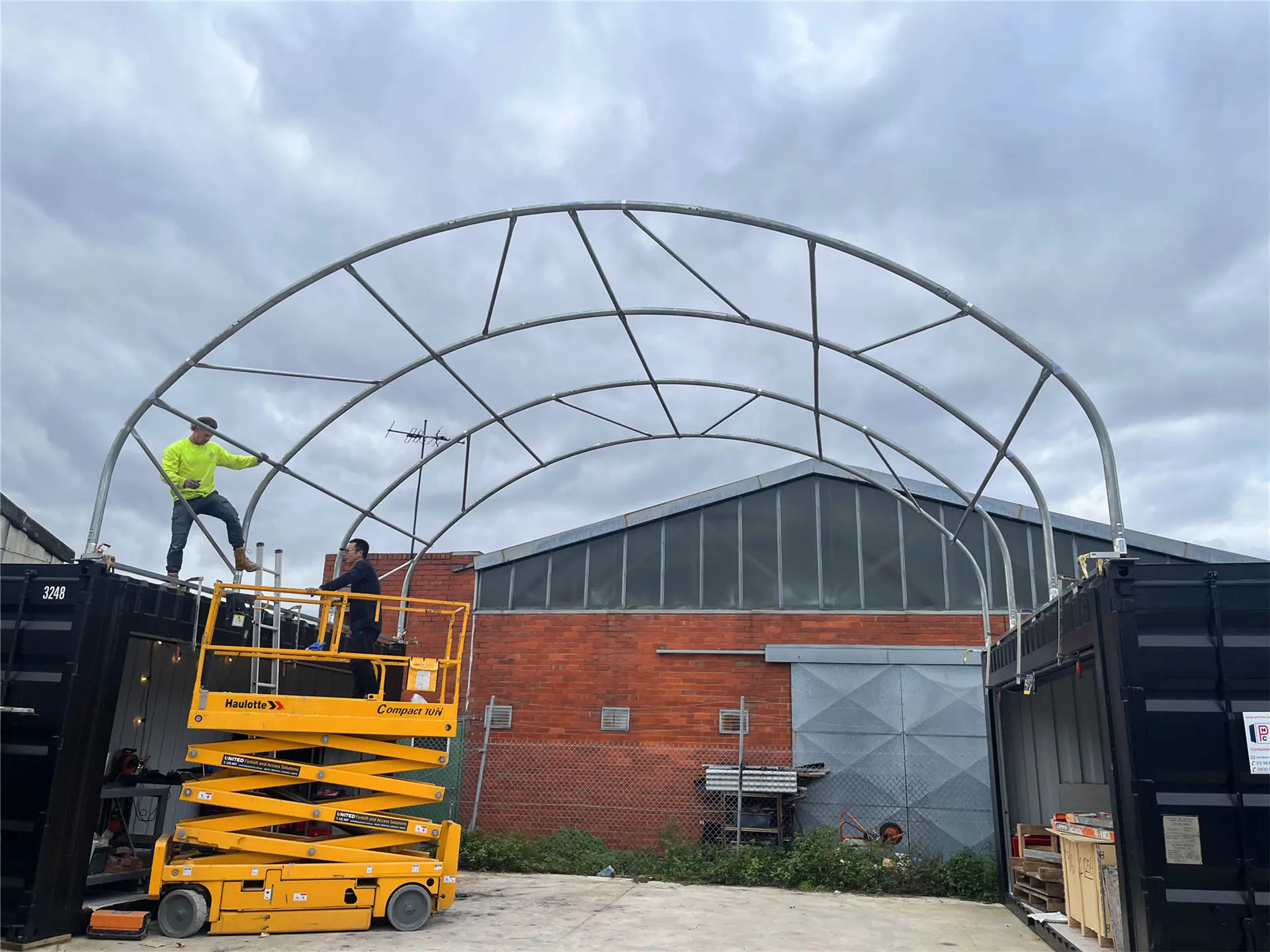 8m wide container shelter framework